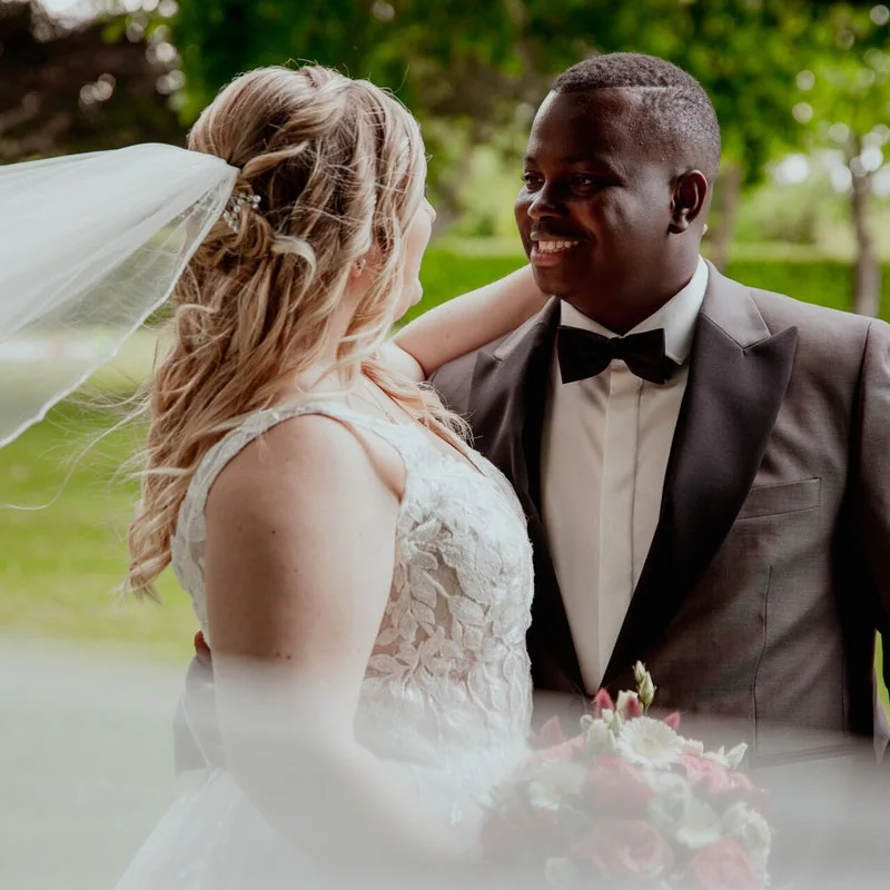 Afrikanische hochzeit muenchen brautpaarshooting